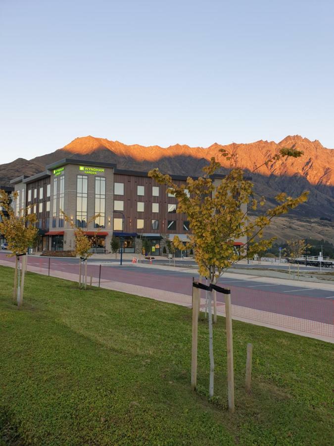 Wyndham Garden Remarkables Park Queenstown Hotel Eksteriør billede